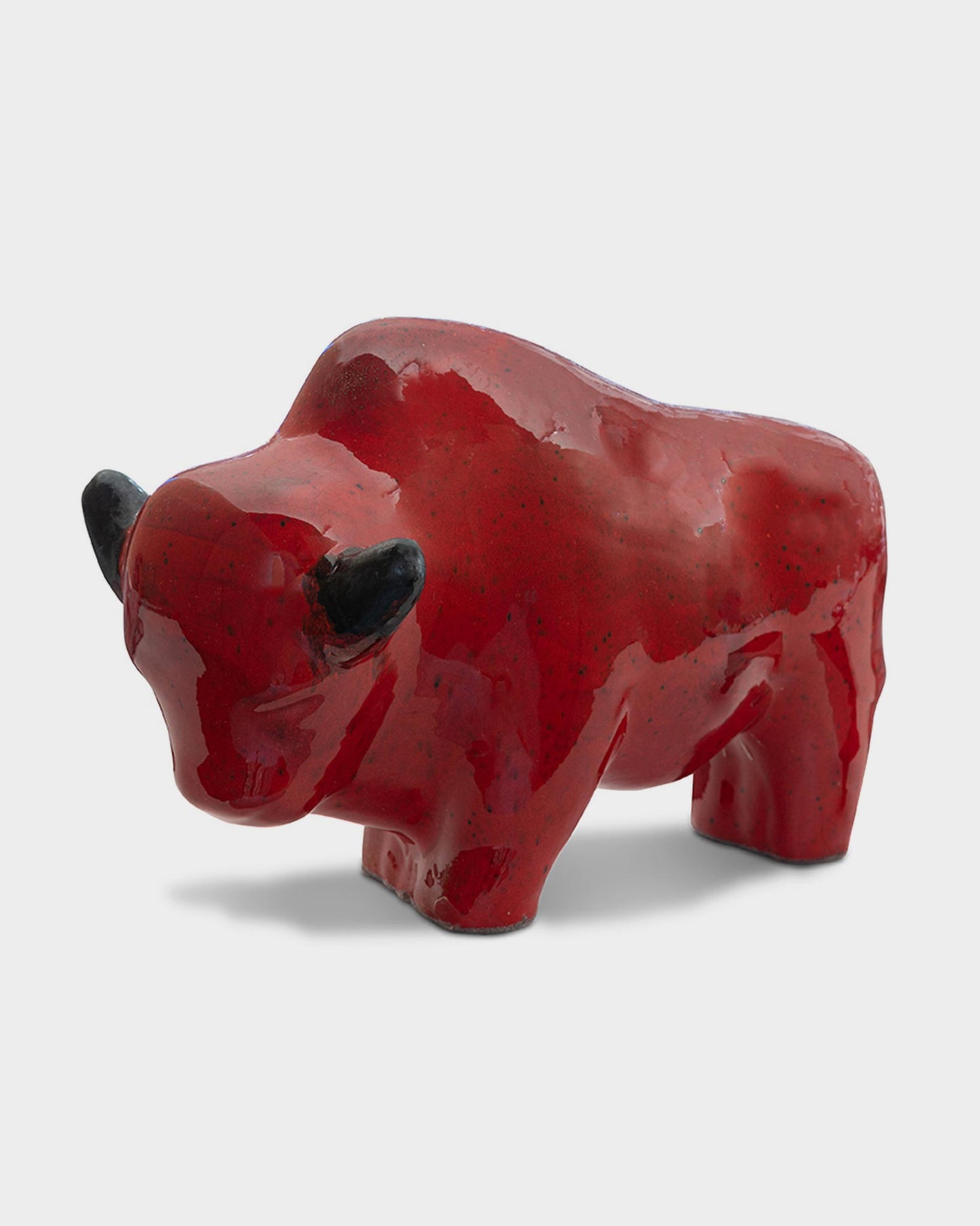 Bulle 1012: Glasur Rote / Schwarze Hörner