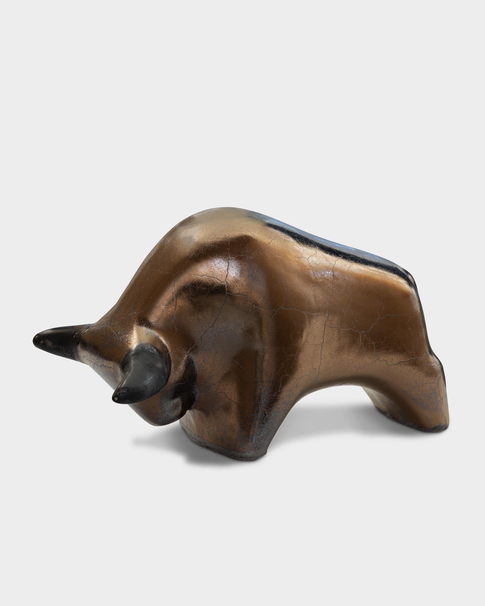 Bull 1010: Gold Bronze Glaze / Black Horns